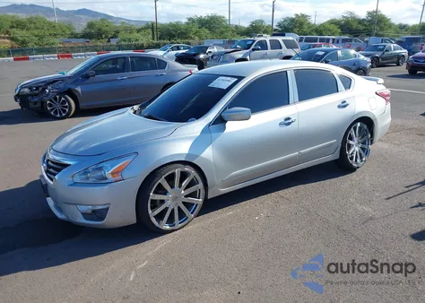 2014 Nissan Altima 2.5 S из США, поврежденный, VIN 1N4AL3AP8EN343583